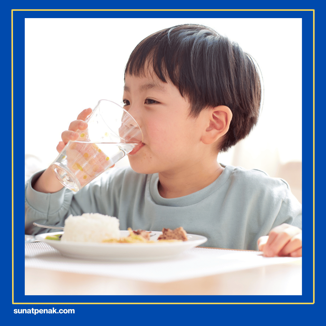 Pakaian dan Pola Minum
